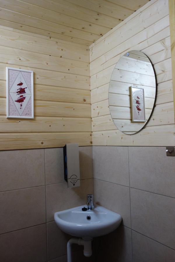 Adu-Jaani Kodumajutus Bed & Breakfast Matja Exterior foto